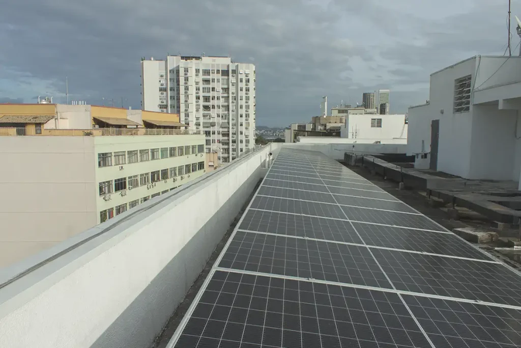 Instalación de placas solares en comunidad de vecinos